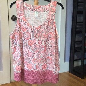 Aventura scoop neck tunic